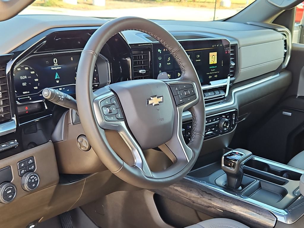 Used 2024 Chevrolet Silverado 1500 LTZ w/ LTZ Premium Texas Edition RWD image 10