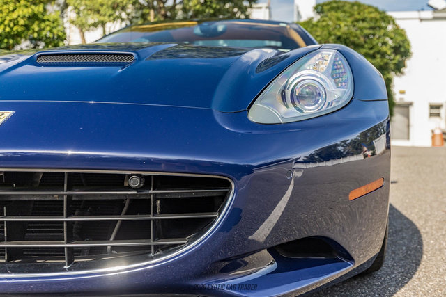 Used 2012 Ferrari California RWD image 68