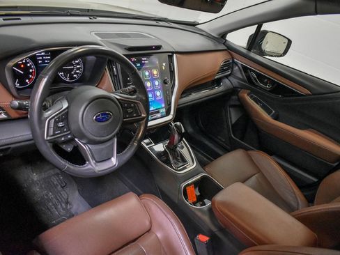 Used 2022 Subaru Outback Touring w/ Popular Package #2 image 16