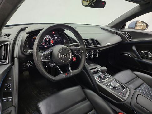 Used 2021 Audi R8 V10 w/ Premium Package RWD image 14