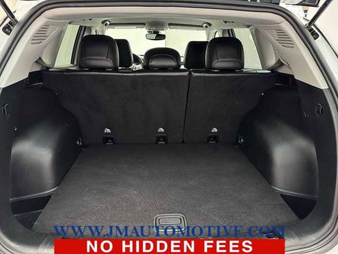 Used 2022 Jeep Compass Latitude image 16