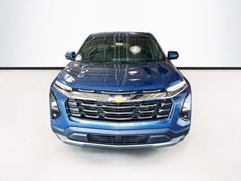 New 2026 Chevrolet Equinox LT w/ Convenience Package II FWD image 4