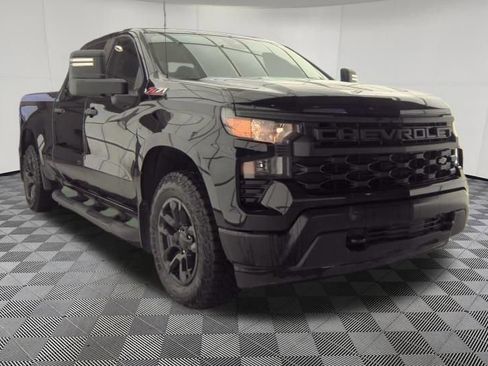 Used 2023 Chevrolet Silverado 1500 W/T w/ WT Value Package AWD/4WD image 4