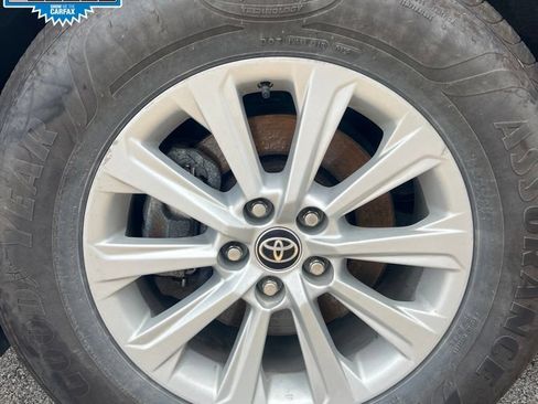 Used 2024 Toyota Grand Highlander AWD Hybrid image 12
