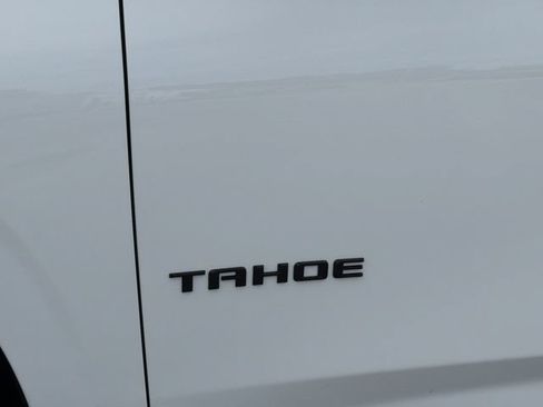 Used 2022 Chevrolet Tahoe RST w/ Sport Performance Package AWD/4WD image 32