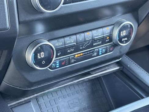 Used 2020 Ford Expedition Max Limited image 17