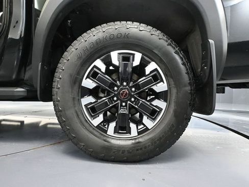 Used 2023 Nissan Frontier PRO-4X w/ Tow Package image 11