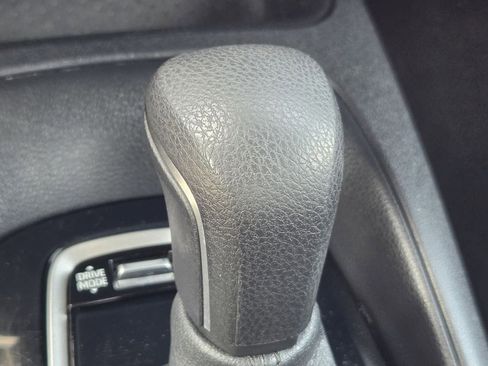 Used 2024 Toyota Corolla SE FWD image 21