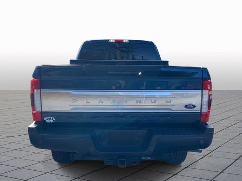 Used 2019 Ford F250 Platinum w/ Platinum Ultimate Package image 5