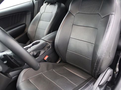 Used 2019 Ford Mustang GT Premium RWD image 16