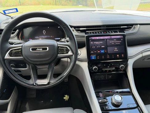 Certified 2021 Jeep Grand Cherokee L Overland w/ Advanced Protech Group III AWD/4WD image 11