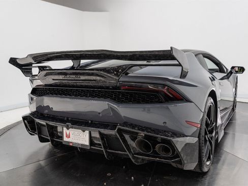 Used 2017 Lamborghini Huracan LP 610-4 AWD/4WD image 96