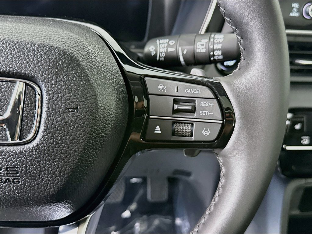 New 2026 Honda Pilot Touring image 12