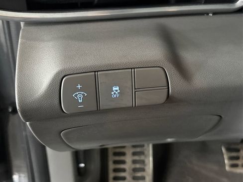 Certified 2025 Hyundai Elantra Sport image 23