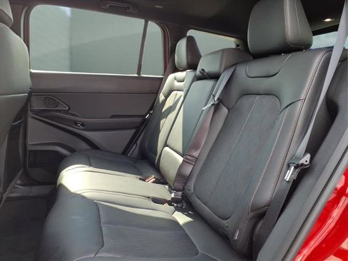 New 2026 Jeep Cherokee Overland AWD/4WD image 11