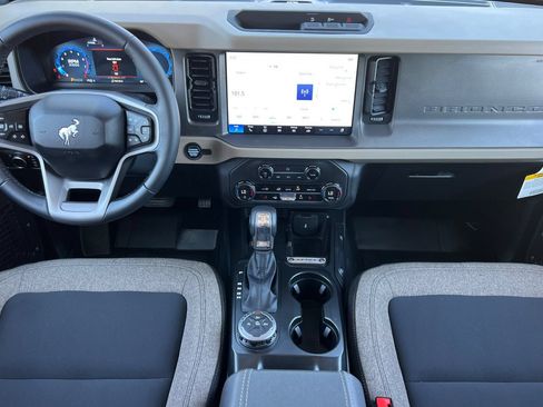 Used 2025 Ford Bronco Big Bend AWD/4WD image 13