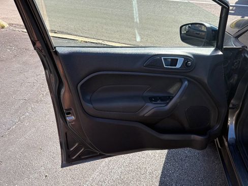 Used 2016 Ford Fiesta SE w/ SE Black Package image 20