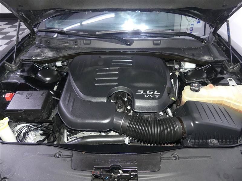 Used 2022 Dodge Charger SXT RWD image 12