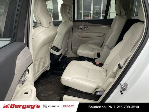 Used 2024 Volvo XC90 B6 Plus AWD/4WD image 16