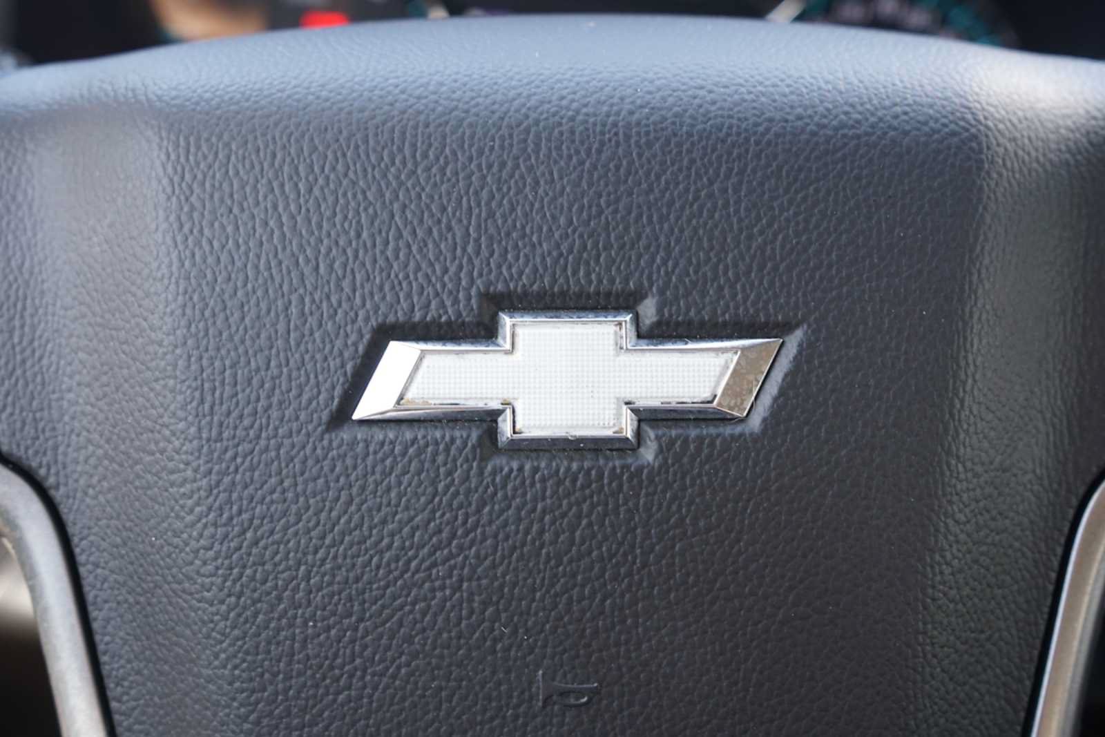 Used 2018 Chevrolet Silverado 1500 LT w/ Texas Edition AWD/4WD image 12