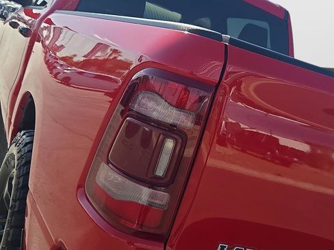 Used 2024 RAM 1500 Laramie AWD/4WD image 20