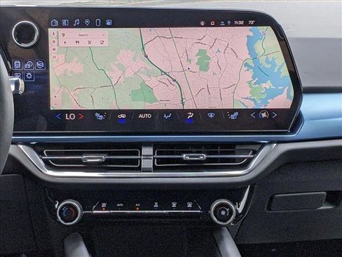 New 2025 Chevrolet Equinox EV LT image 13