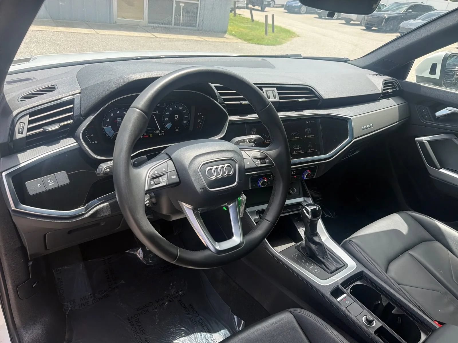 Used 2025 Audi Q3 2.0T Premium AWD/4WD image 15