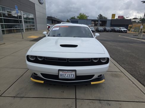 Used 2020 Dodge Challenger R/T w/ Performance Handling Group image 8