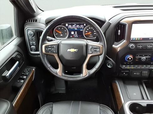 Used 2022 Chevrolet Silverado 3500 High Country w/ Z71 Off-Road Package image 14