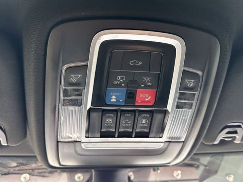 Used 2022 RAM 3500 Limited w/ Towing Technology Group AWD/4WD image 23