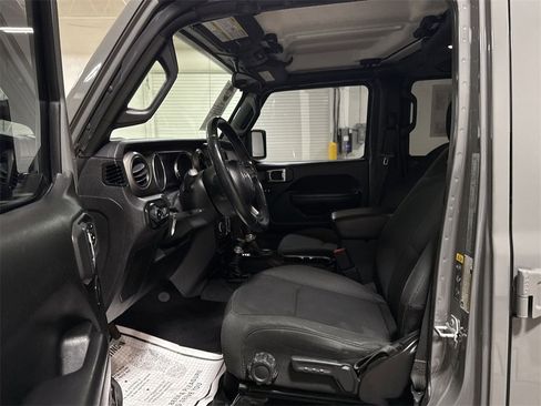 Used 2021 Jeep Wrangler Unlimited Sport image 18