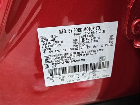 Certified 2025 Ford Explorer ST image 10