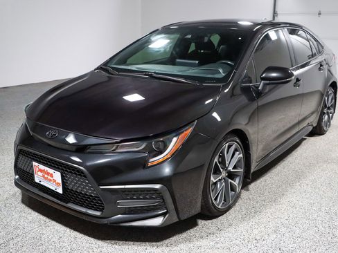 Used 2022 Toyota Corolla SE FWD image 29