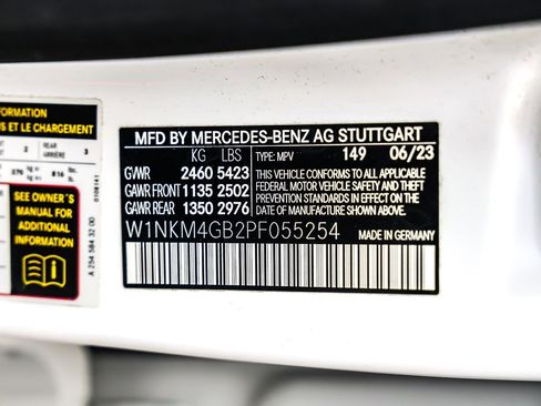 Used 2023 Mercedes-Benz GLC 300 w/ Exclusive Trim Package image 25