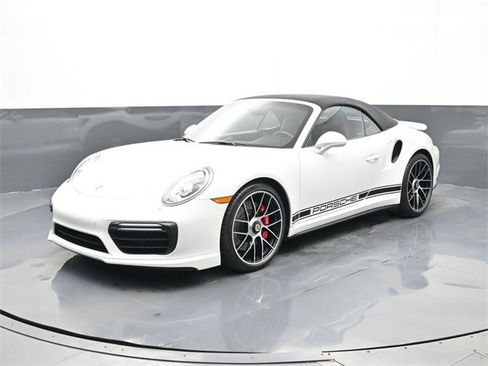 Used 2018 Porsche 911 Turbo image 1