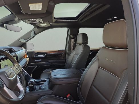 Certified 2024 GMC Sierra 1500 Denali w/ Denali Reserve Package AWD/4WD image 9