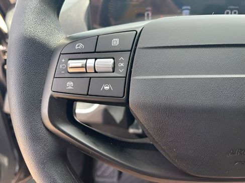 Used 2025 Kia K4 FWD image 18