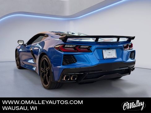 Used 2025 Chevrolet Corvette Stingray Coupe w/ Z51 Performance Package image 3