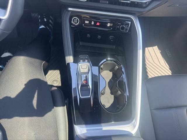 Certified 2025 Audi Q5 Premium w/ Convenience Package AWD/4WD image 30