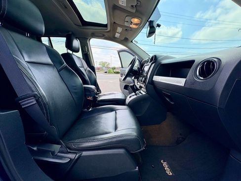 Used 2017 Jeep Compass High Altitude AWD/4WD image 27