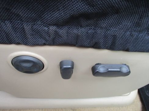 Used 2008 Chevrolet Silverado 2500 LTZ w/ Safety Package image 29