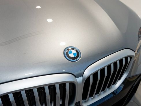 New 2026 BMW X5 xDrive50e w/ M Sport Package image 7