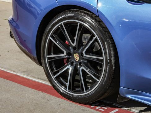 Used 2018 Porsche Panamera 4 w/ Sport Chrono Package image 68