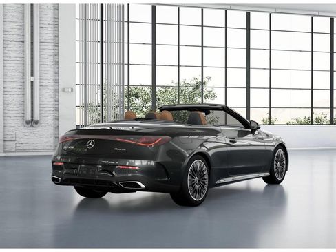 Used 2025 Mercedes-Benz CLE 450 4MATIC Cabriolet image 22