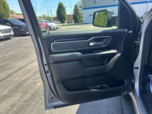 Used 2021 RAM 1500 Big Horn image 21