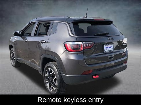 Used 2019 Jeep Compass Trailhawk AWD/4WD image 9