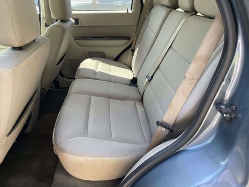 Used 2011 Ford Escape XLT w/ 202A Rapid Spec Order Code FWD image 10