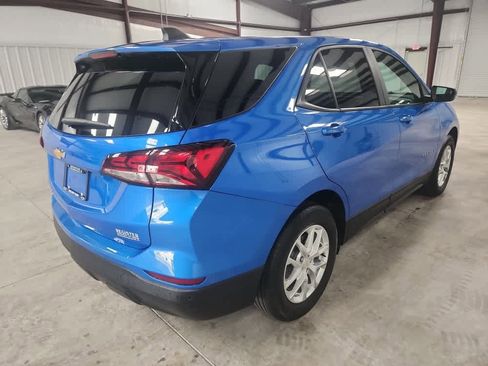 Used 2024 Chevrolet Equinox LS w/ LS Convenience Package FWD image 5