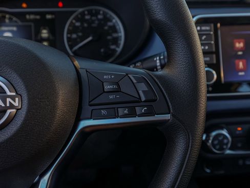 New 2025 Nissan Versa SV image 32