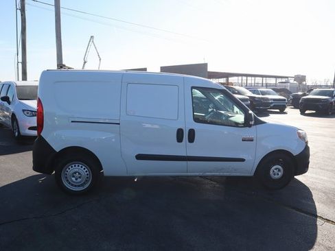 Used 2021 RAM ProMaster City Tradesman image 3